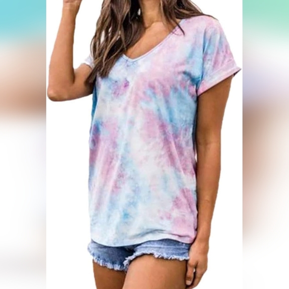 Women's Tie-Dye V-Neck Top - Picture 3 of 4